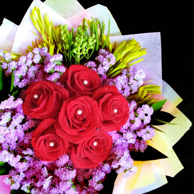 Bouquet of Roses (HB32) - FLOWERS IN MIND