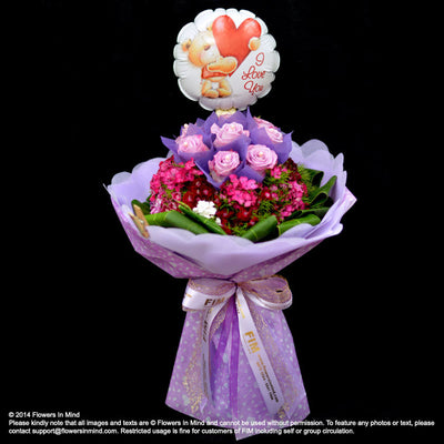 Bouquet of Roses & Balloon - FLOWERS IN MIND