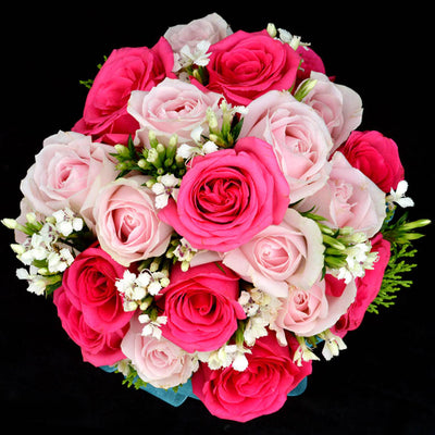 Bridal bouquet in natural stem (WD44) - FLOWERS IN MIND