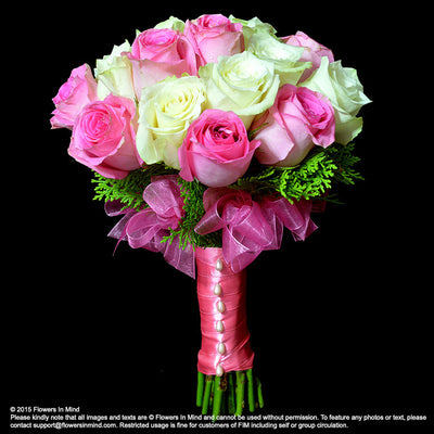 Bridal bouquet in natural stem (WD71) - FLOWERS IN MIND