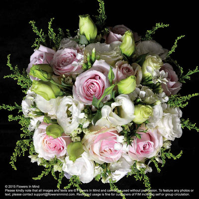 Bridal bouquet in natural stem (WD82) - FLOWERS IN MIND