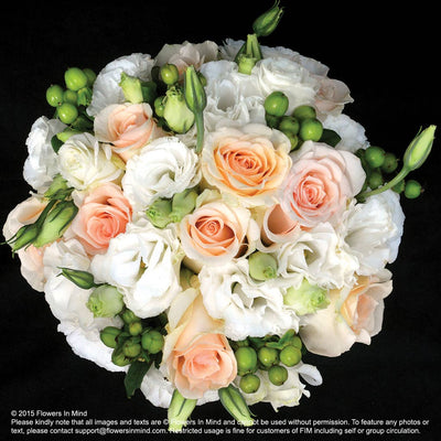 Bridal bouquet in natural stem (WD86) - FLOWERS IN MIND