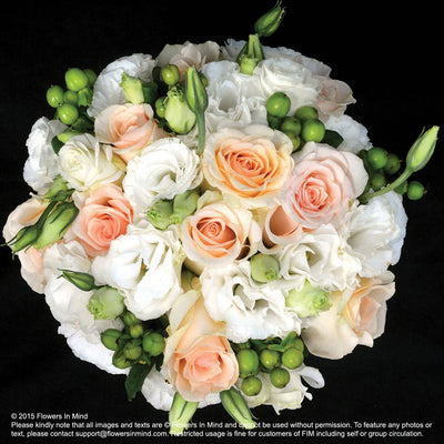 Bridal bouquet in natural stem (WD86) - FLOWERS IN MIND