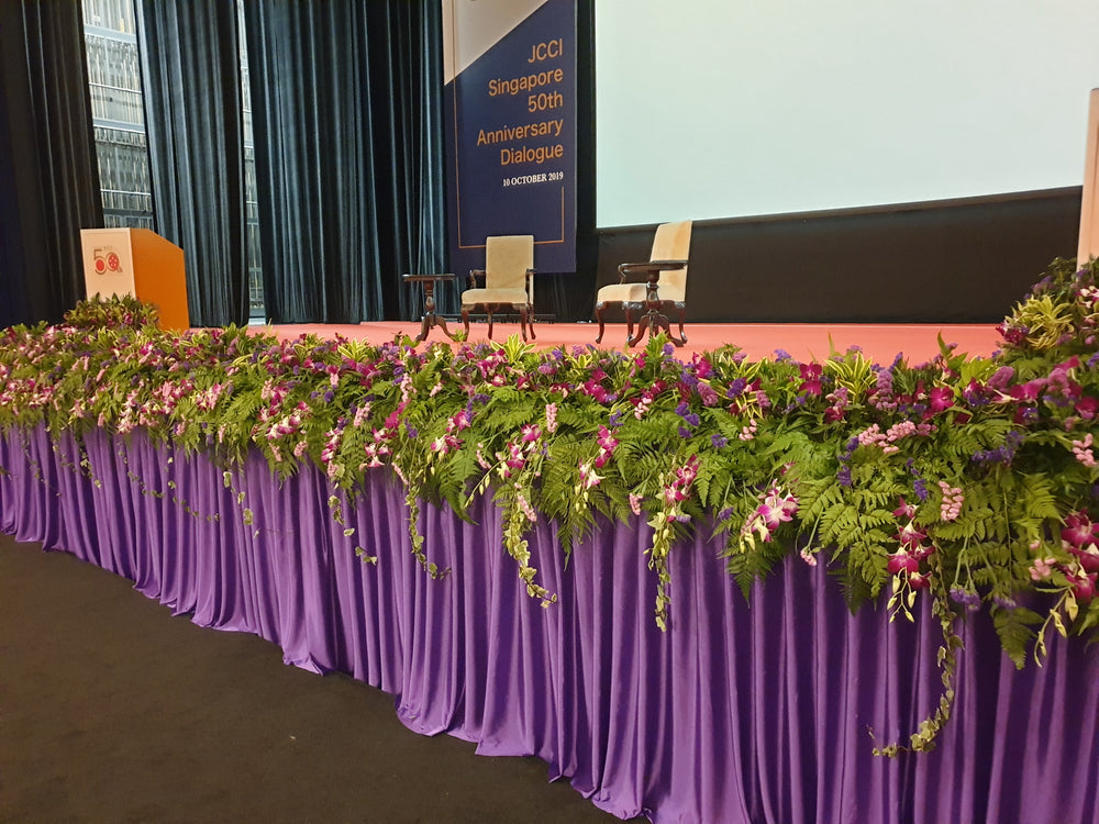 stage decoration by Flowers In Mind