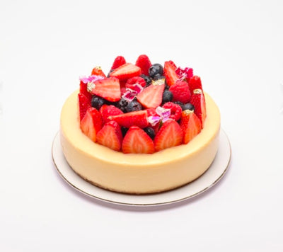 1kg CAKES from (The Fullerton Cake Boutique) **This product requires 3 days advance pre-order.**