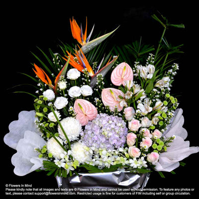 Wreath Box Design (DELUXE) (FW53) - Flowers-In-Mind