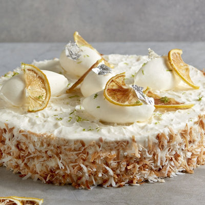 1kg CAKES from (The Fullerton Cake Boutique) **This product requires 3 days advance pre-order.** - FLOWERS IN MIND