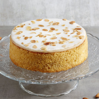 1kg CAKES from (The Fullerton Cake Boutique) **This product requires 3 days advance pre-order.** - FLOWERS IN MIND
