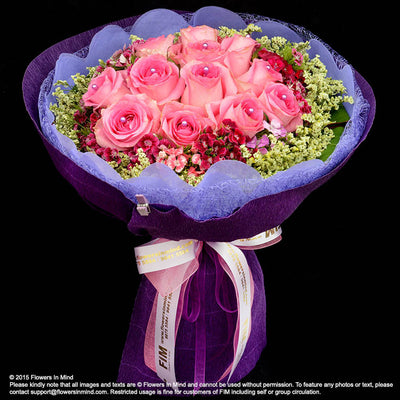 Bouquet of Roses (HB154) - FLOWERS IN MIND