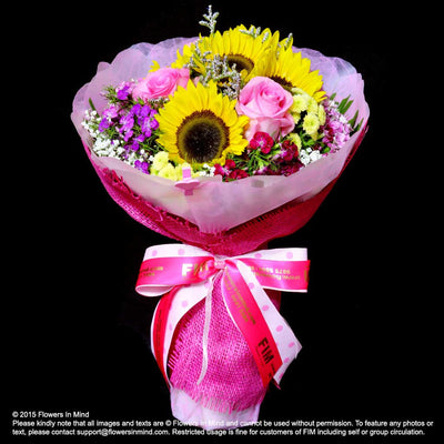 Bouquet of Sunflower & Roses (HB256) - FLOWERS IN MIND