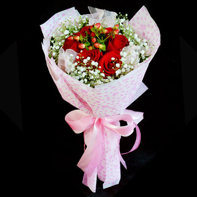 Bouquet of Roses (HB25) - FLOWERS IN MIND
