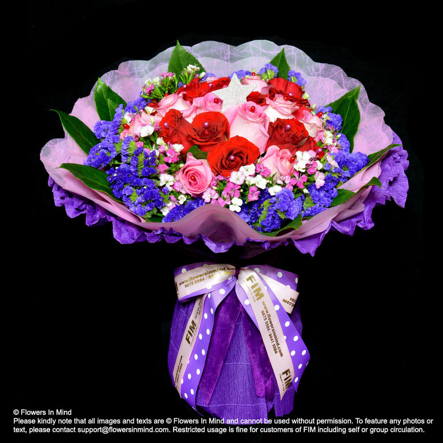 Hand Bouquet of Roses (HB287) - FLOWERS IN MIND