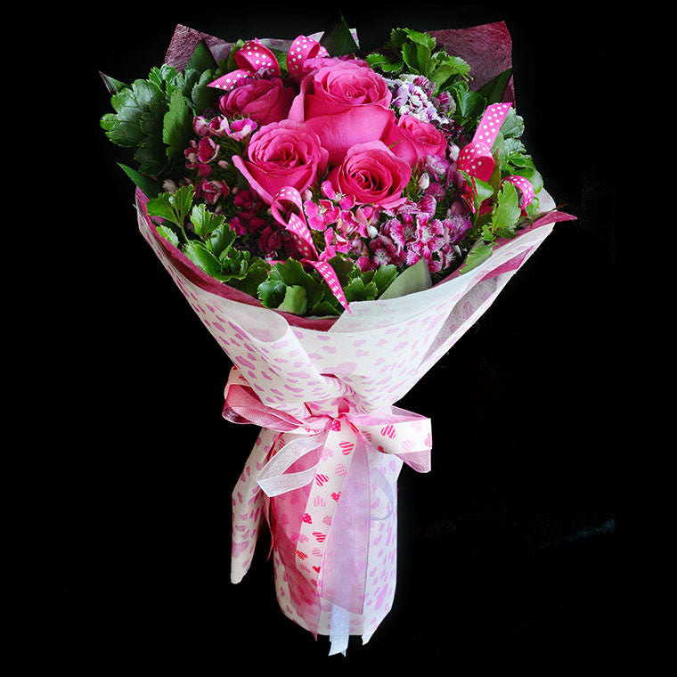 Bouquet of Roses (HB34) - FLOWERS IN MIND