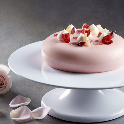 Choice of Fullerton Cakes With Flower (CD01) **THIS PRODUCT REQUIRES 3 DAYS ADVANCE PRE-ORDER.** - FLOWERS IN MIND