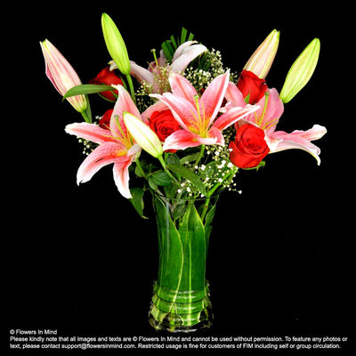 Table Arrangement Of Lilies & Roses - Flowers-In-Mind