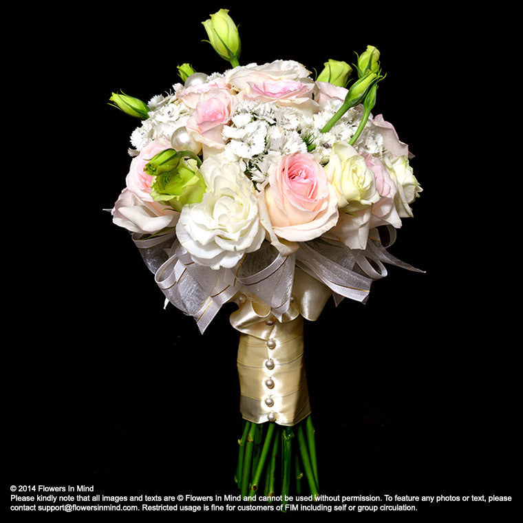 Bridal bouquet in natural stem (WD50) - FLOWERS IN MIND