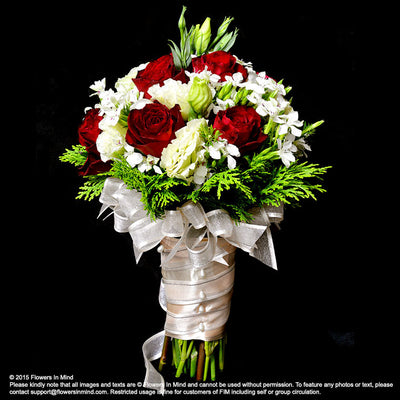 Bridal bouquet in natural stem (WD80) - FLOWERS IN MIND