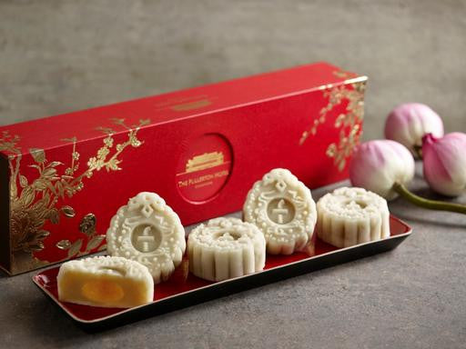 The Fullerton White Lotus Seed Paste With Egg Yolk Snow Skin Mooncakes - Flowers-In-Mind